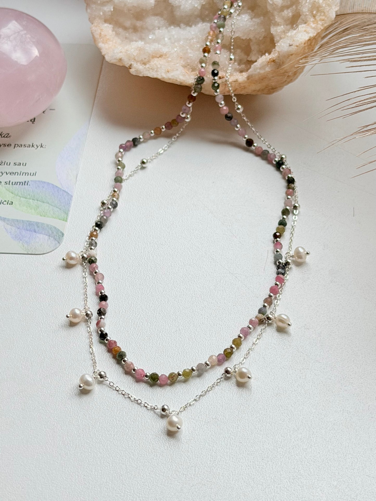 Turmalinų ir perlų vėrinys “Džiaugsmas”