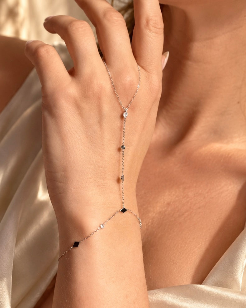 Hand jewelry - bracelet