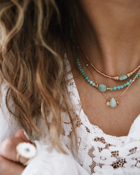 Amazonito kaklo vėrinys "Lašas"