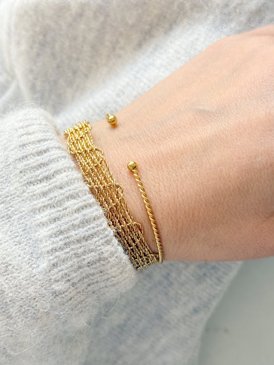 Bracelet