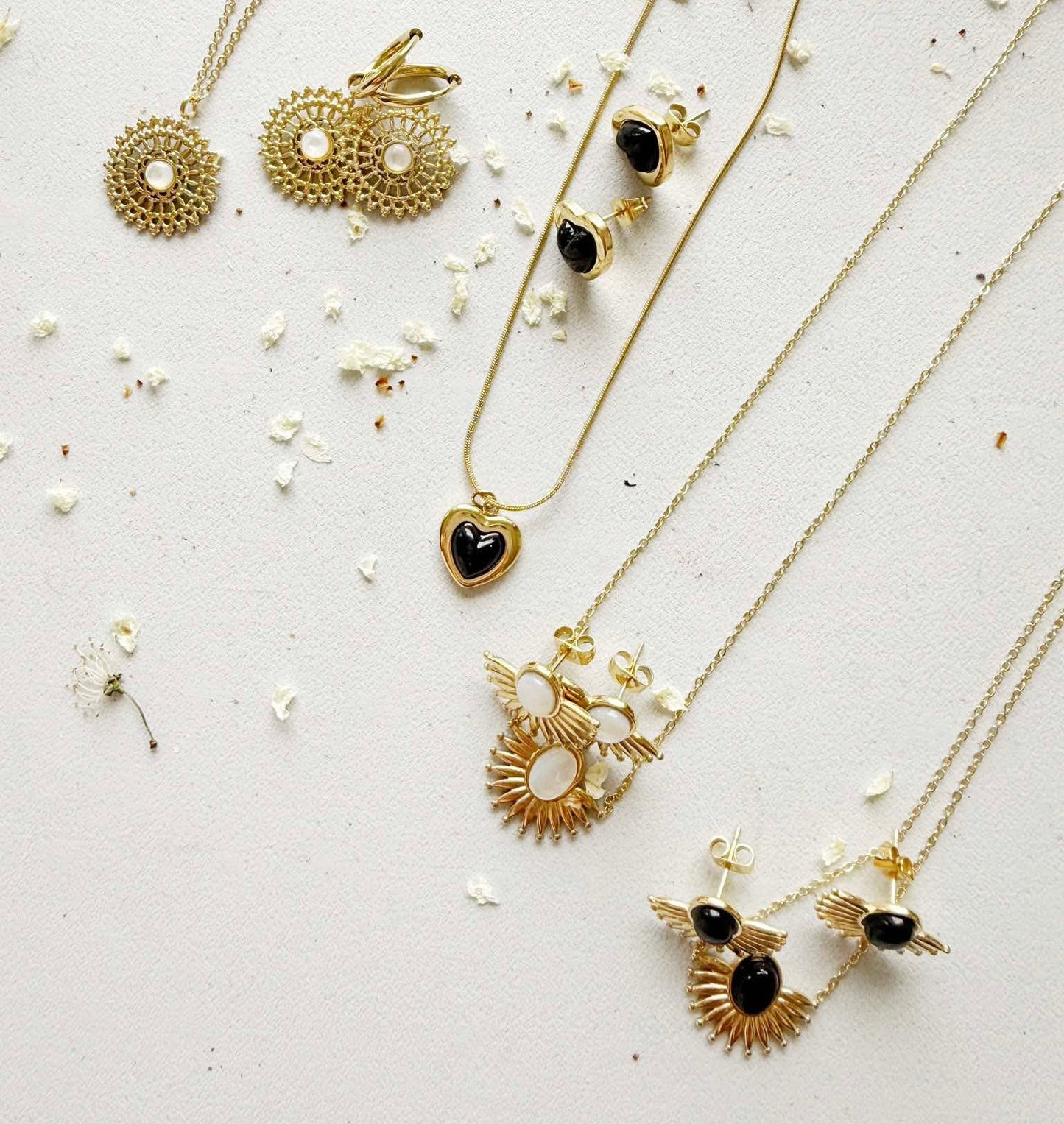Onyx necklace and earrings set “Heart”