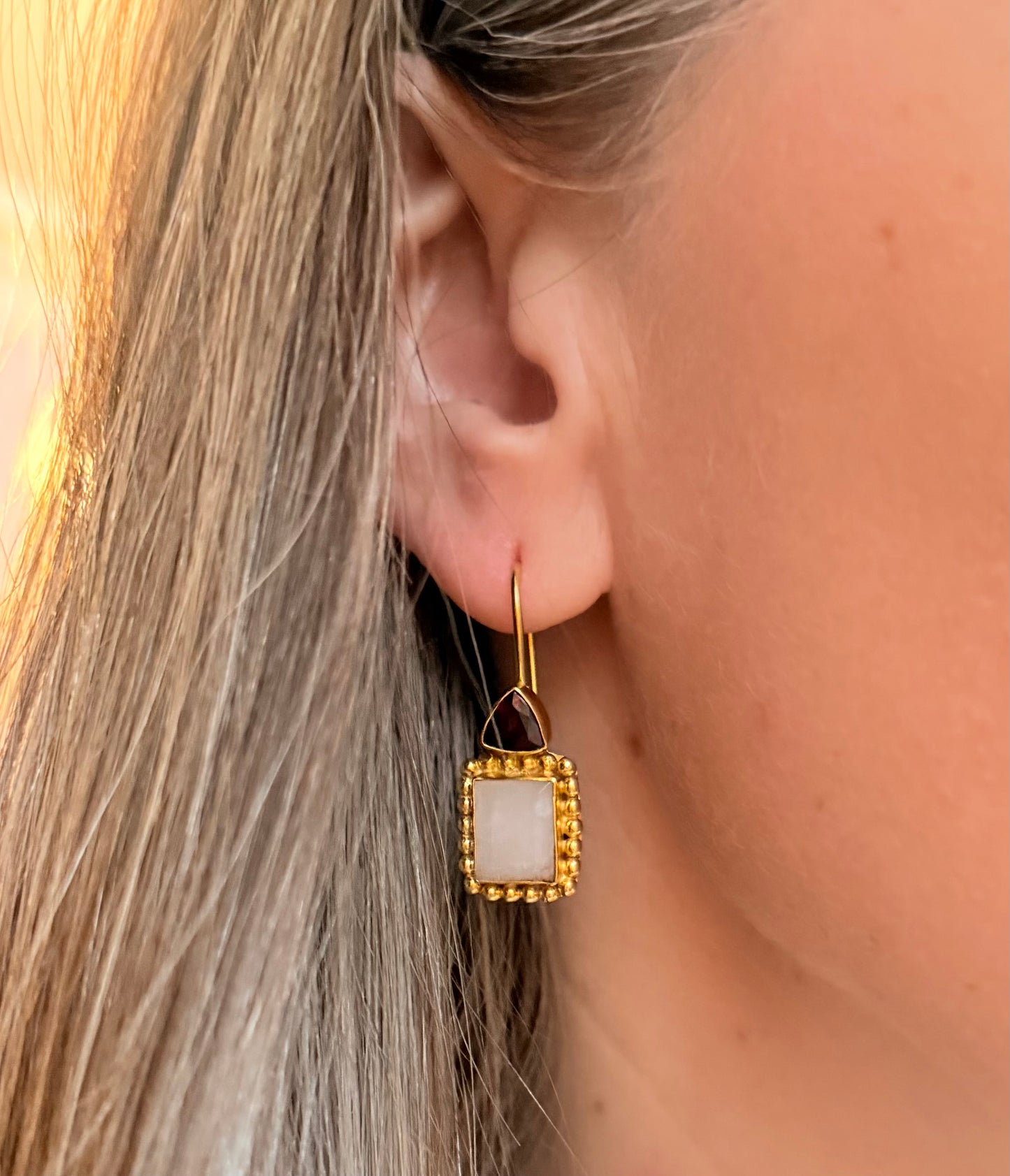 Earrings with smoky quartz and strawberry quartz crystals