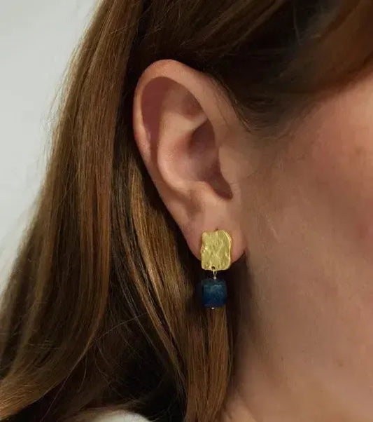 Auskarai su labradorito kristalais