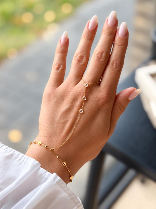 Hand jewelry - "Hearts" bracelet