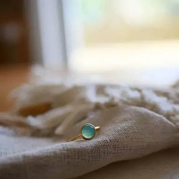 Chalcedono žiedas "Vandenyno siela"