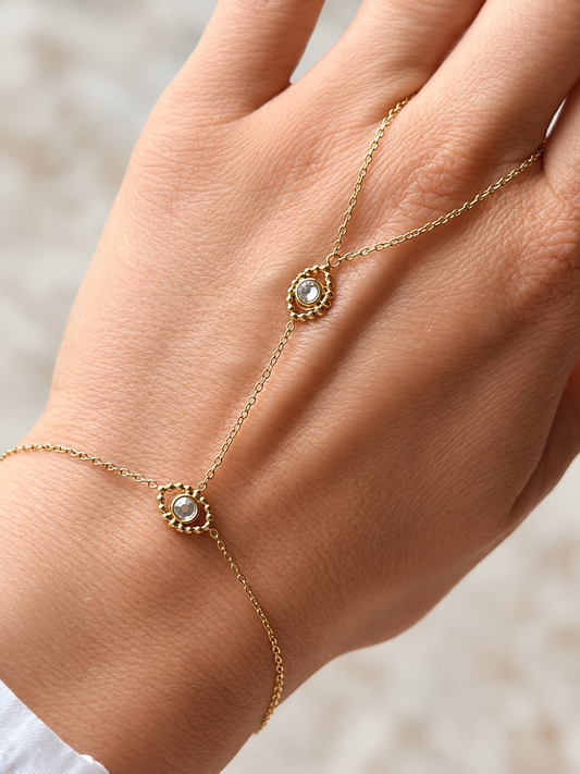 Hand jewelry - bracelet