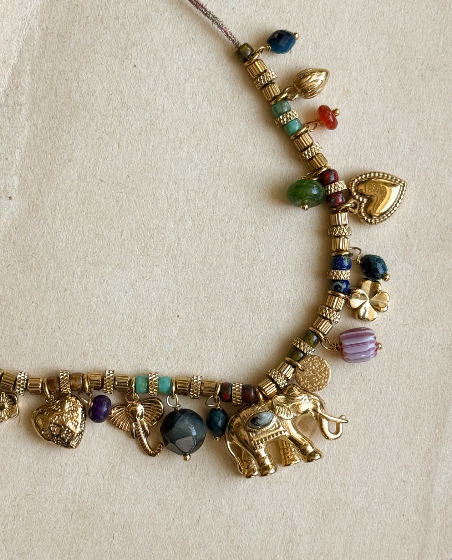 Kaklo papuošalas “Laimingas Dramblys”