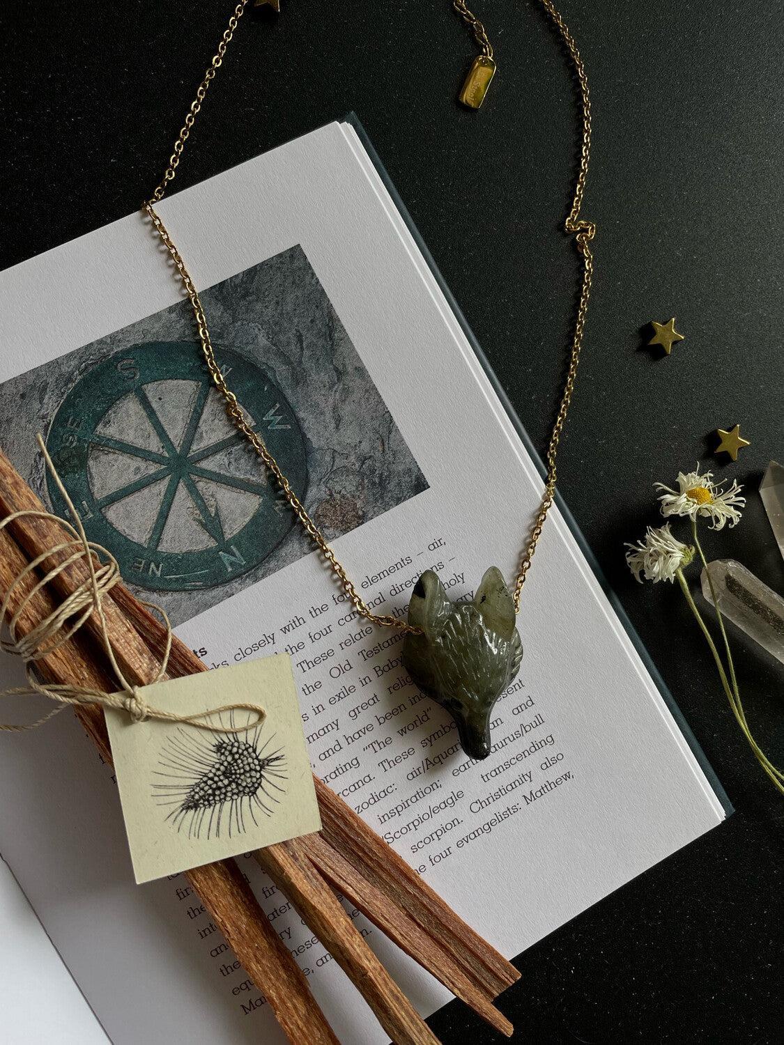 Labradorito Kaklo papuošalo ir žiedo rinkinys “Magiškas”