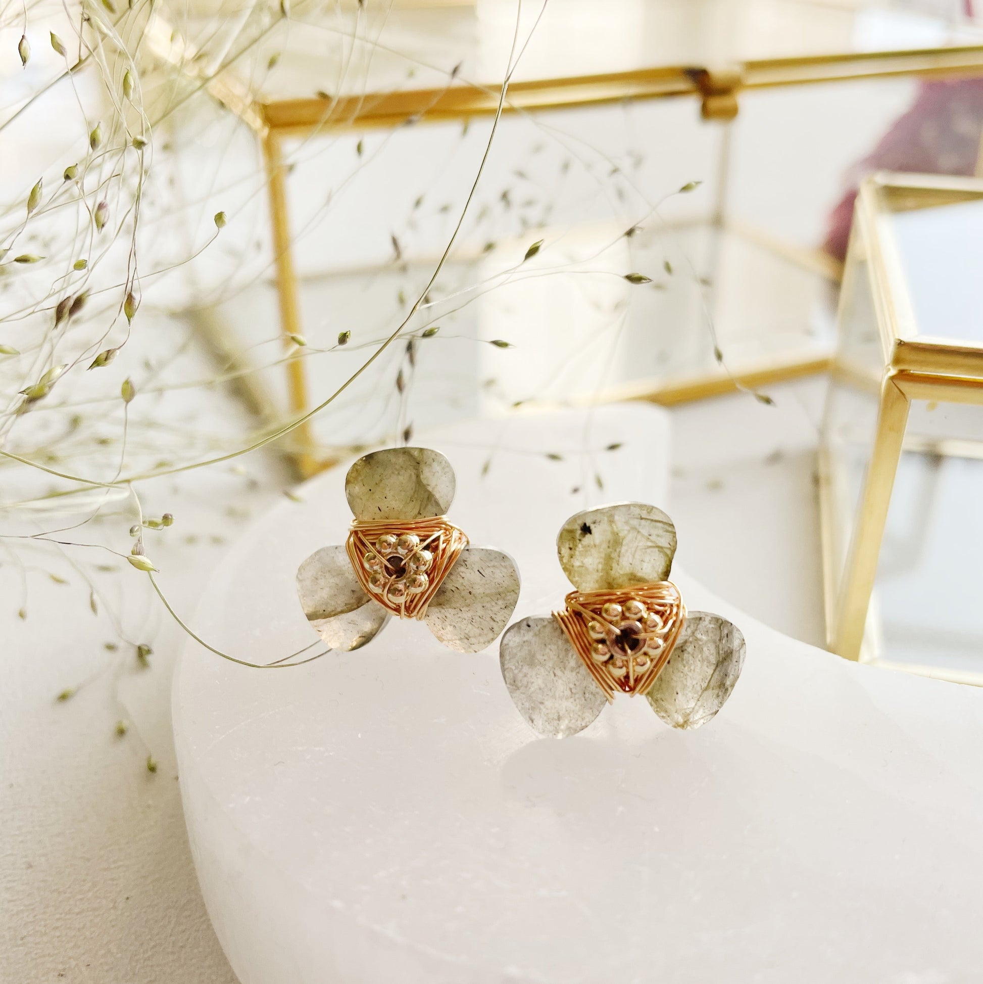 Labradorito auskarai