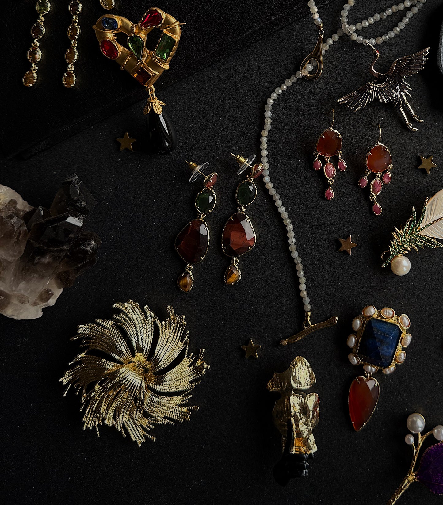 Lazurito ir karneolio sagė