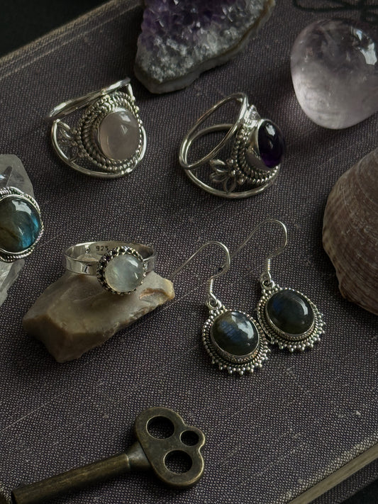 Silver ring with moonstone