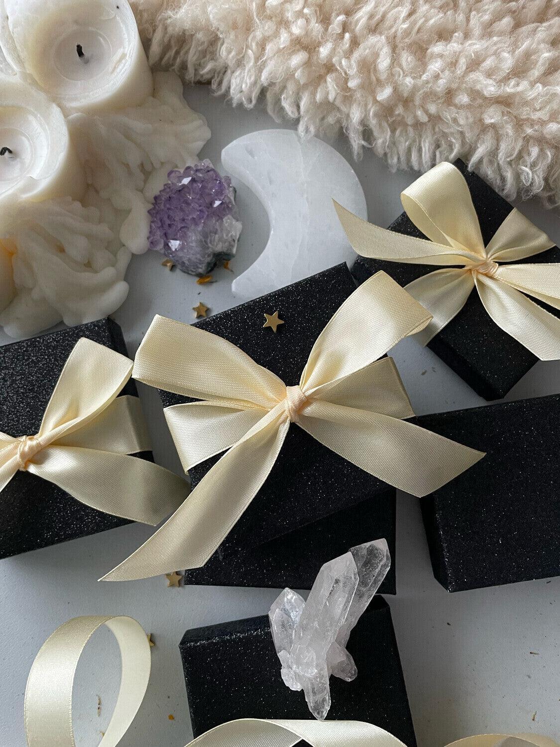 Sidabriniai auskarai "Mėnulio akmuo"