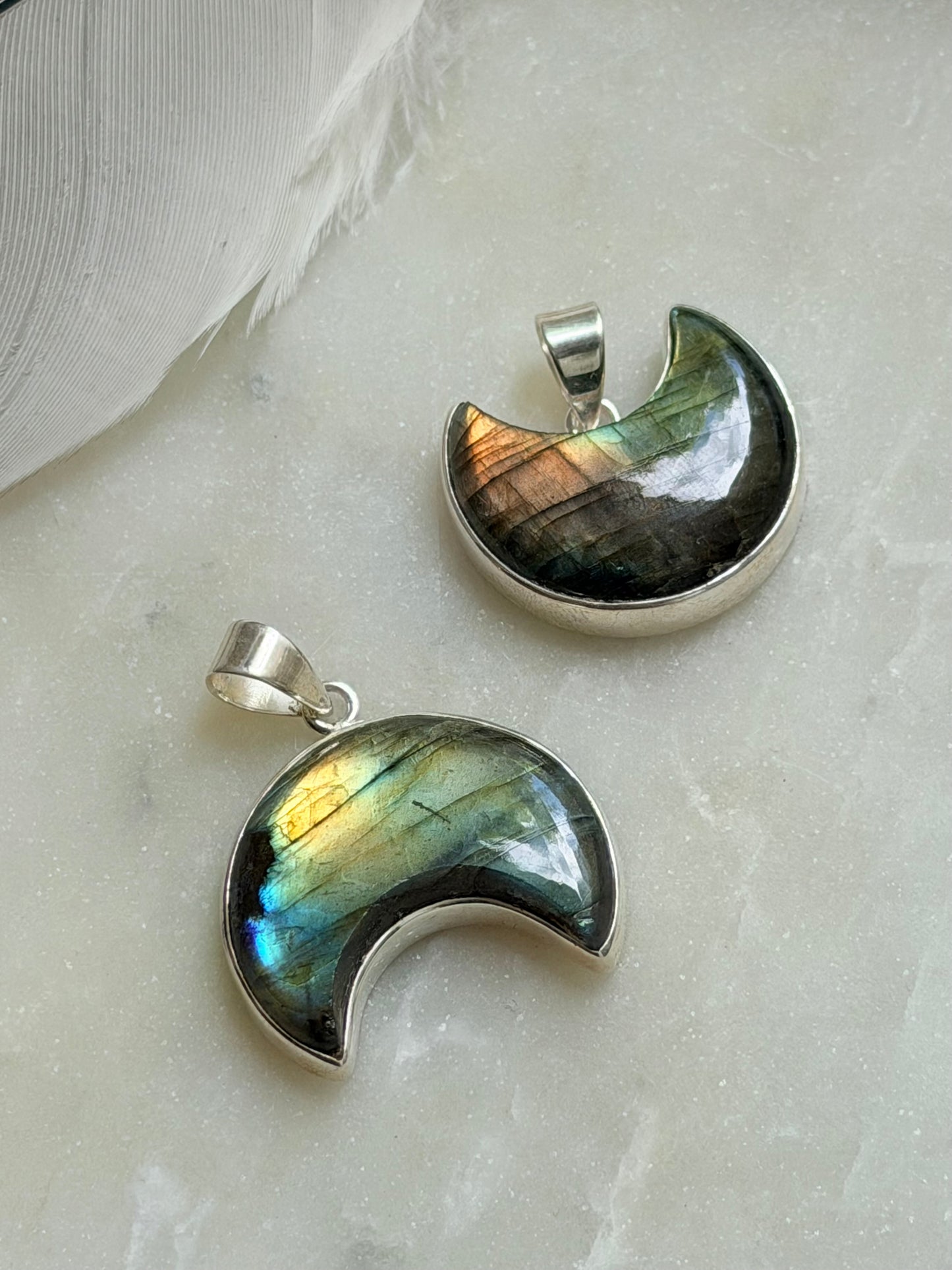 Silver Labradorite Pendant “Moon”