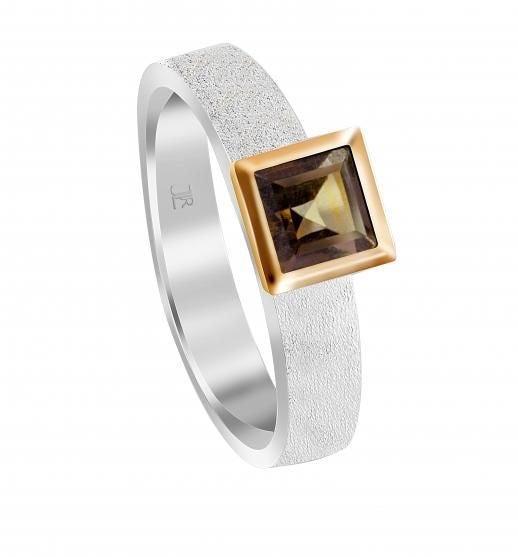 Sidabrinis žiedas su Dūminiu Kvarcu