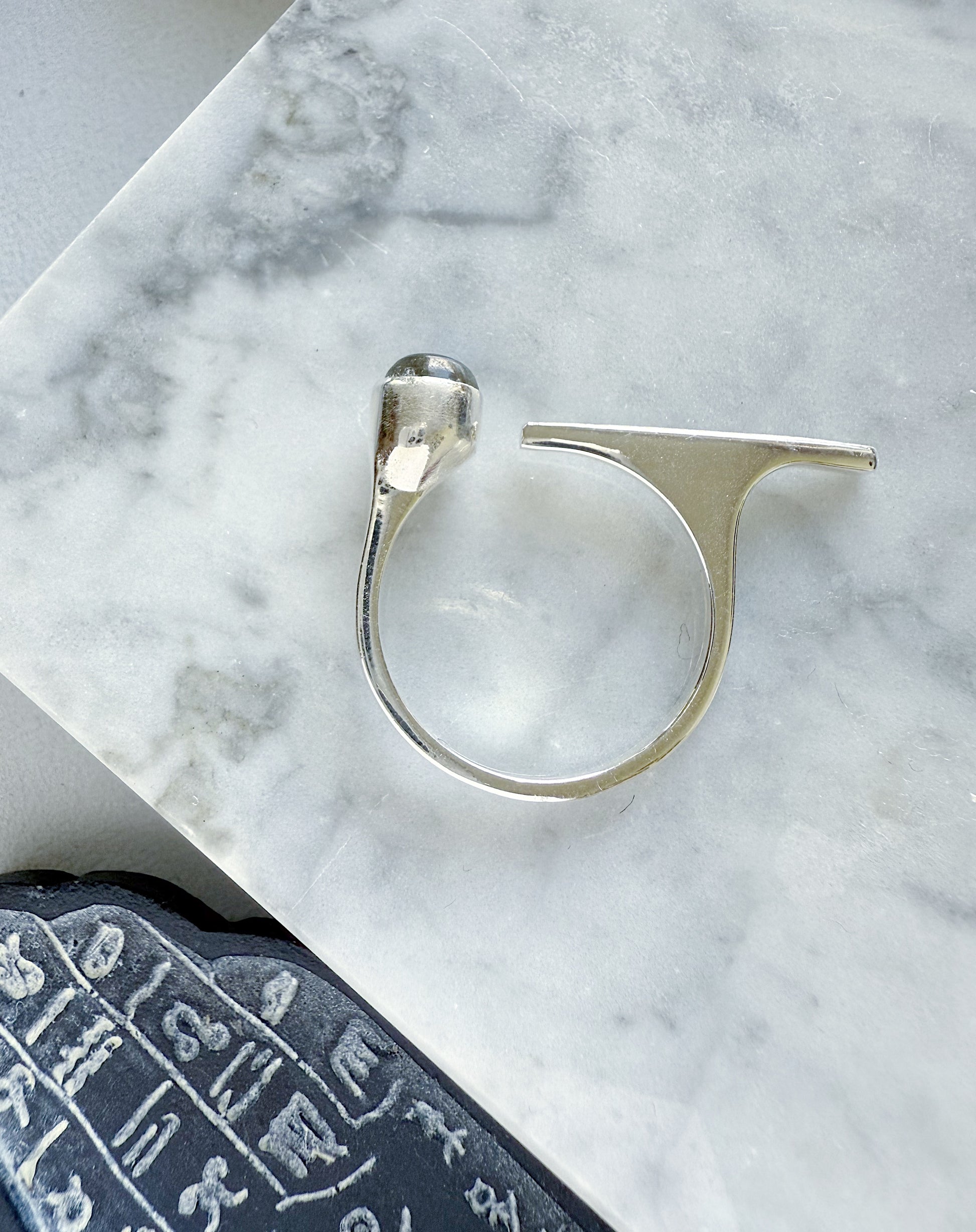 Sidabrinis žiedas "Labradoritas"