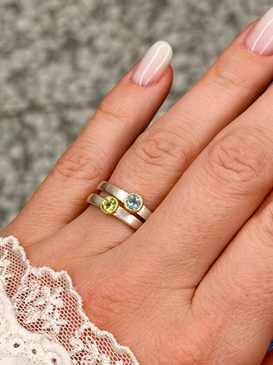 Sidabrinis žiedas su Peridotu “Augimas”