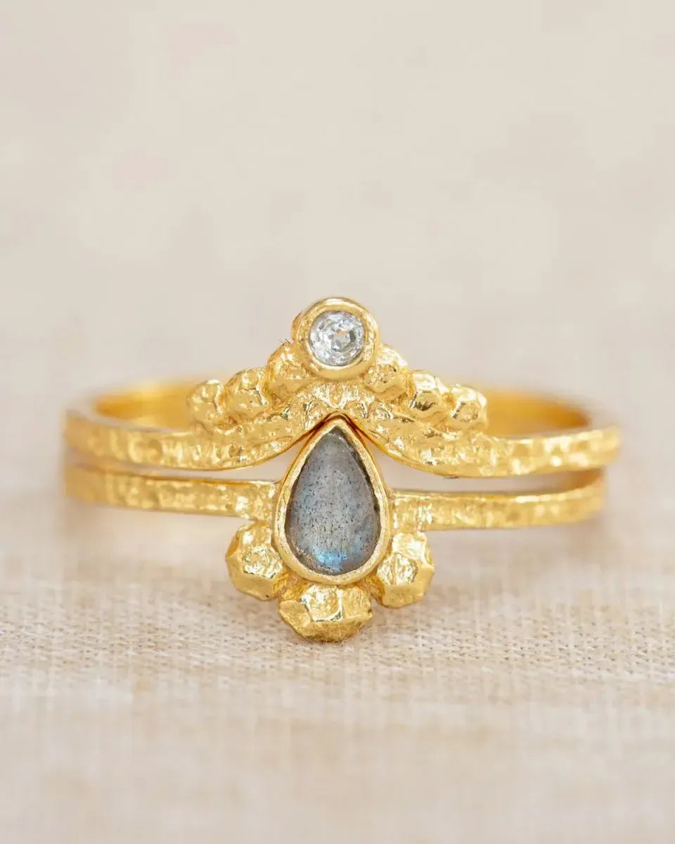 Žiedas su labradorito ir topazo kristalais