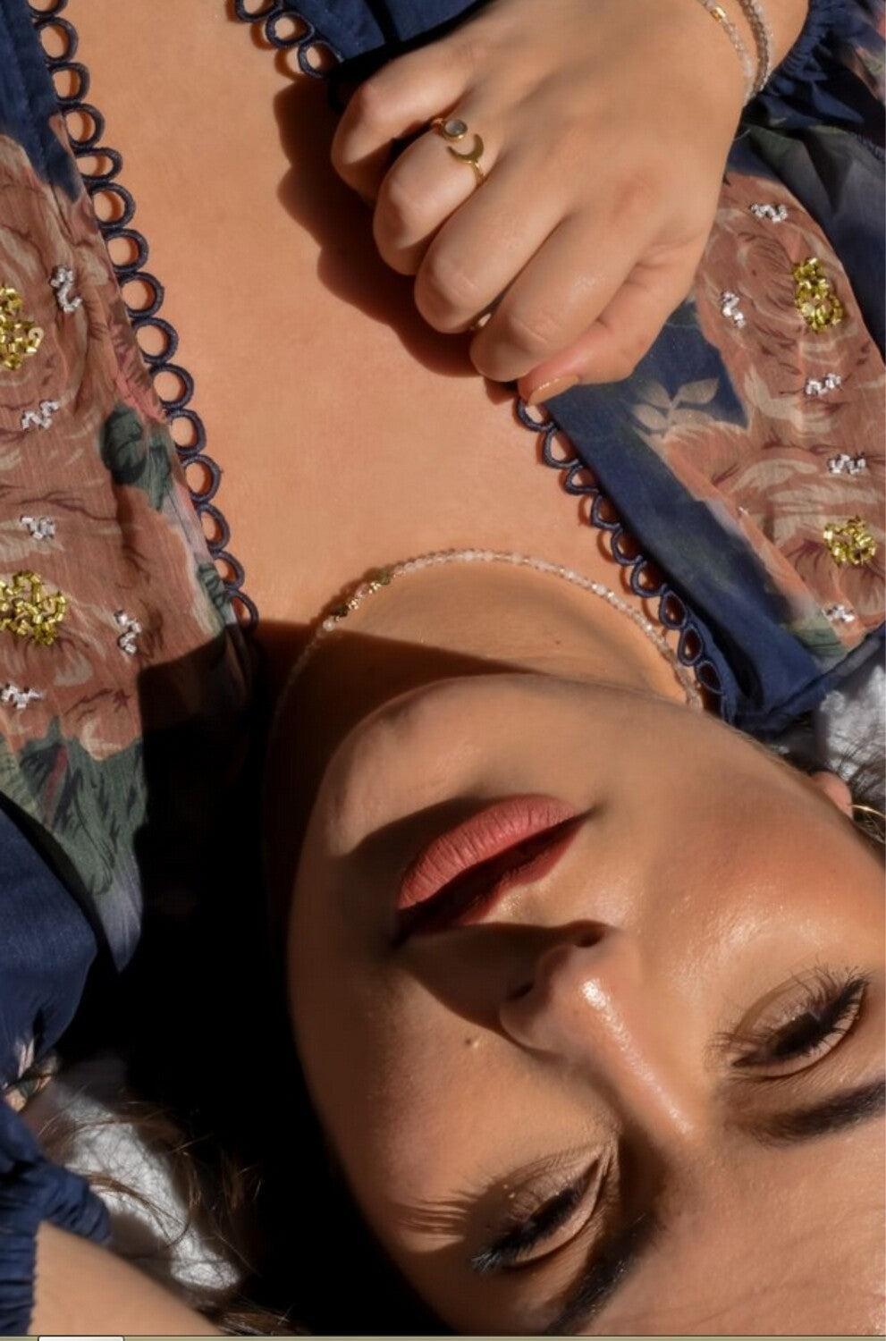 Žiedas su labradoritu "Luna"