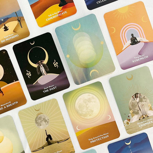 Astrological cards "Moonology Manifestation"