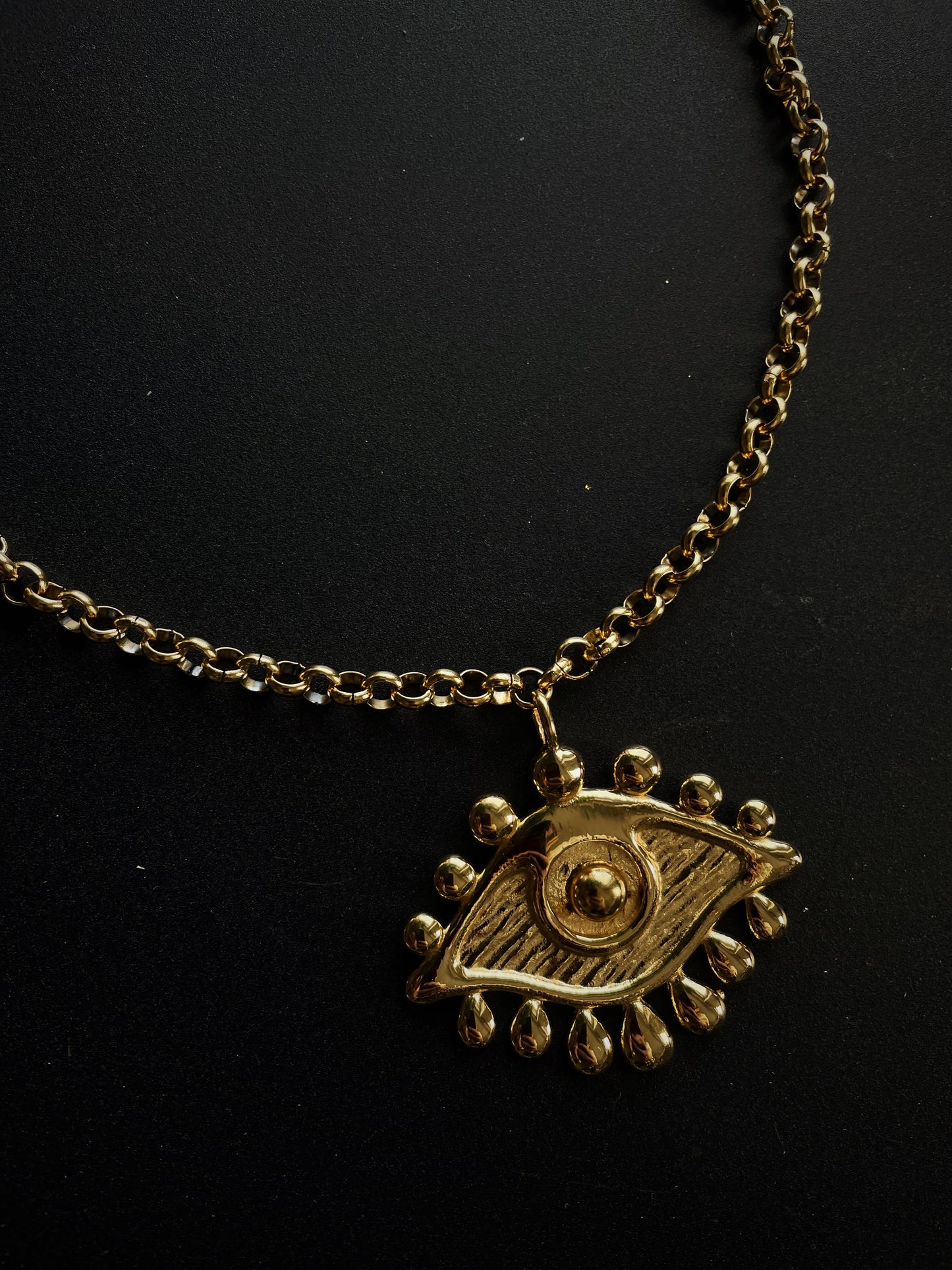 Long necklace "Eye of Protection"