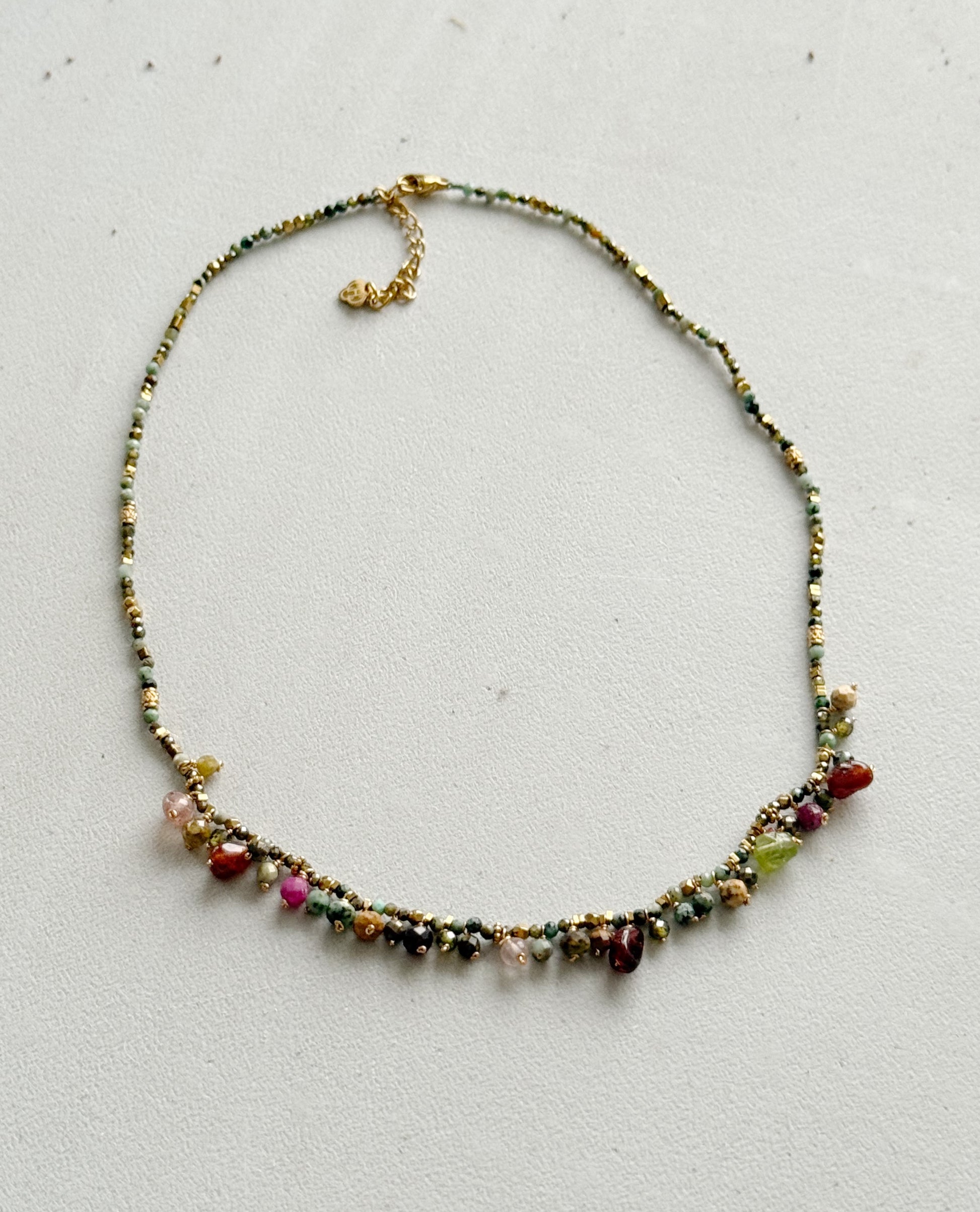 Afrikietiško turkio kaklo vėrinys “Gausa”