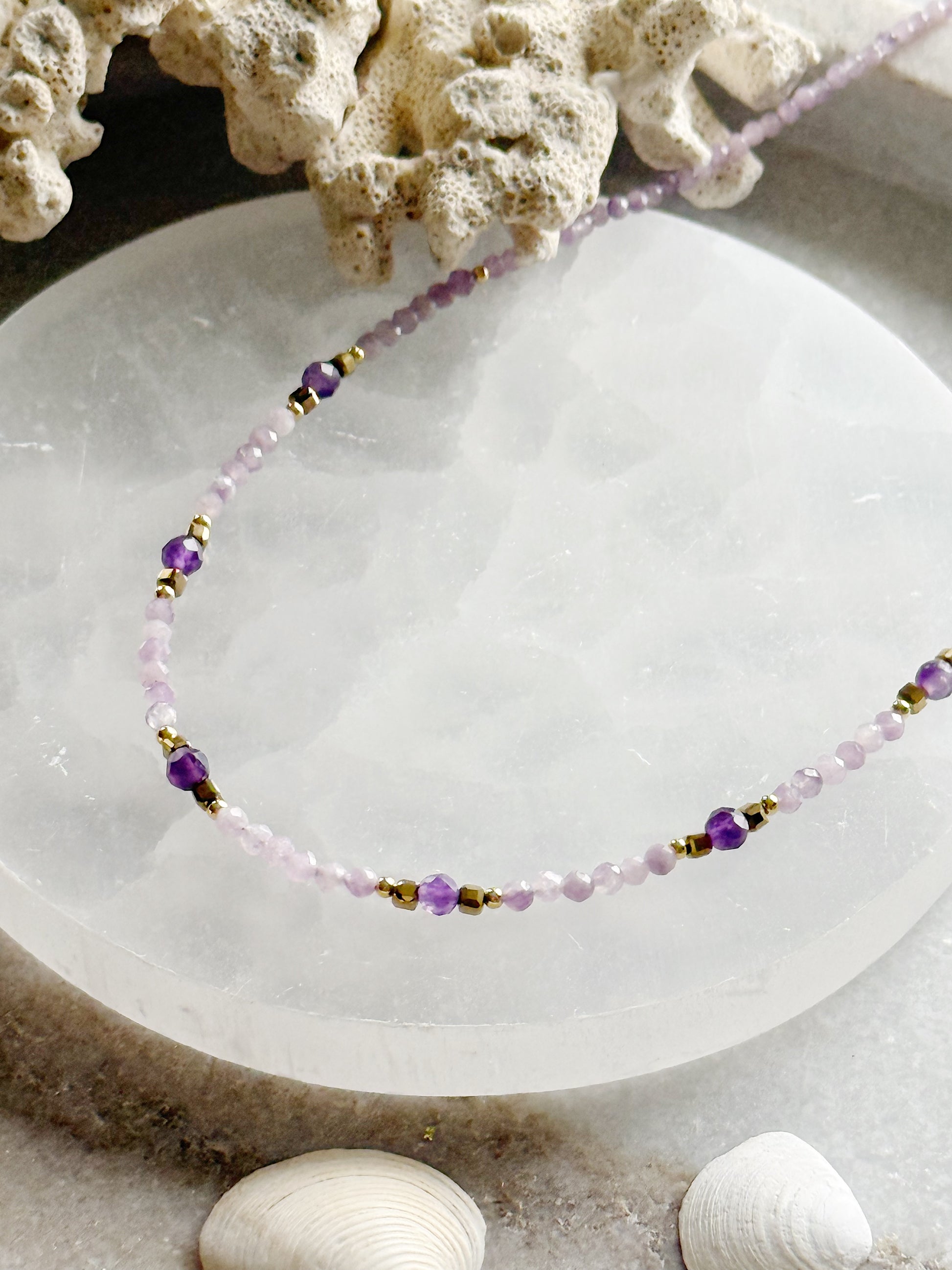 Amethyst necklace "Protection and Peace"
