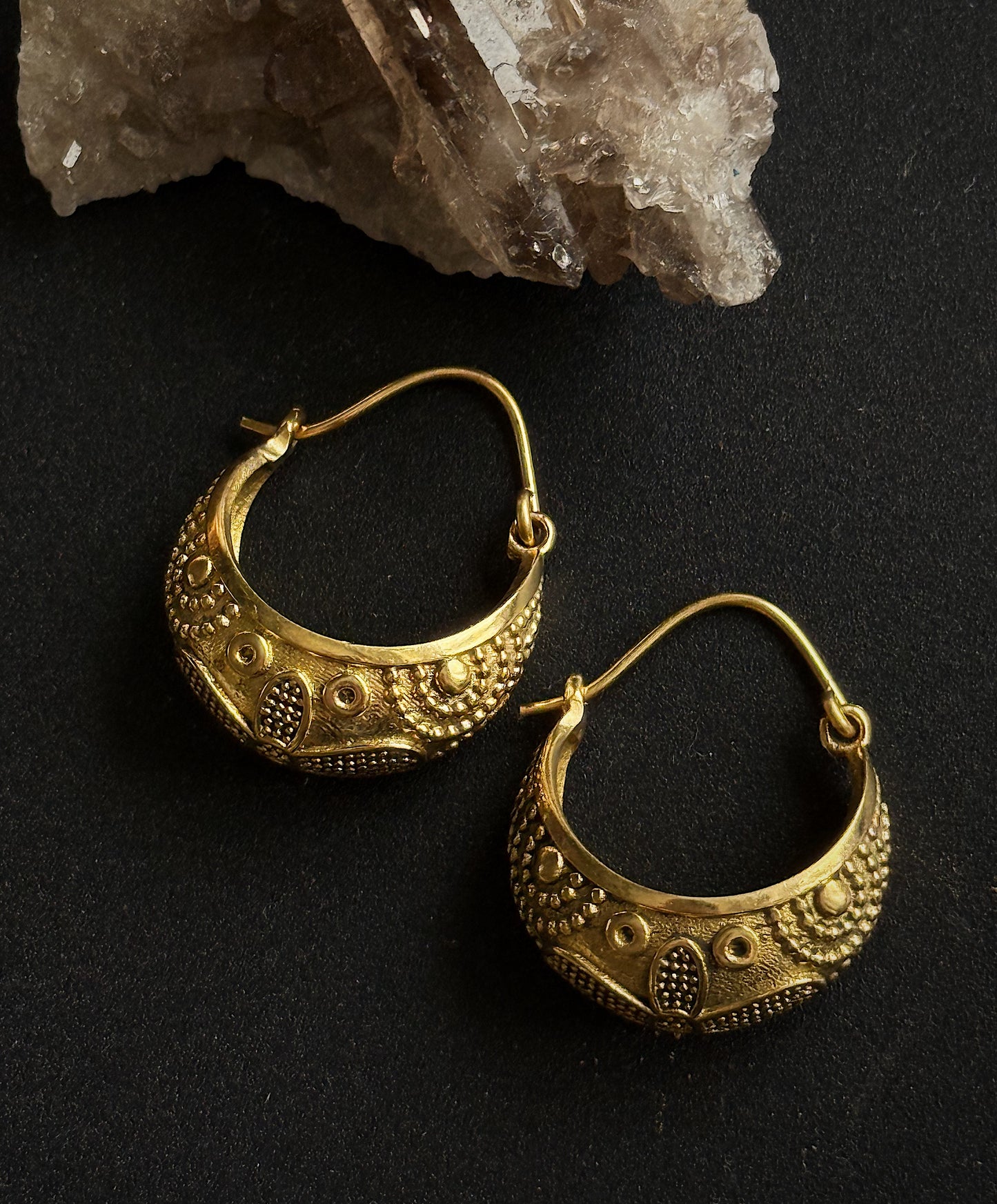 Auskarai "Dykumos auksas"