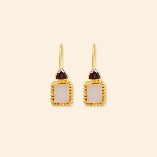 Auskarai su granatais ir Mėnulio akmens kristalais