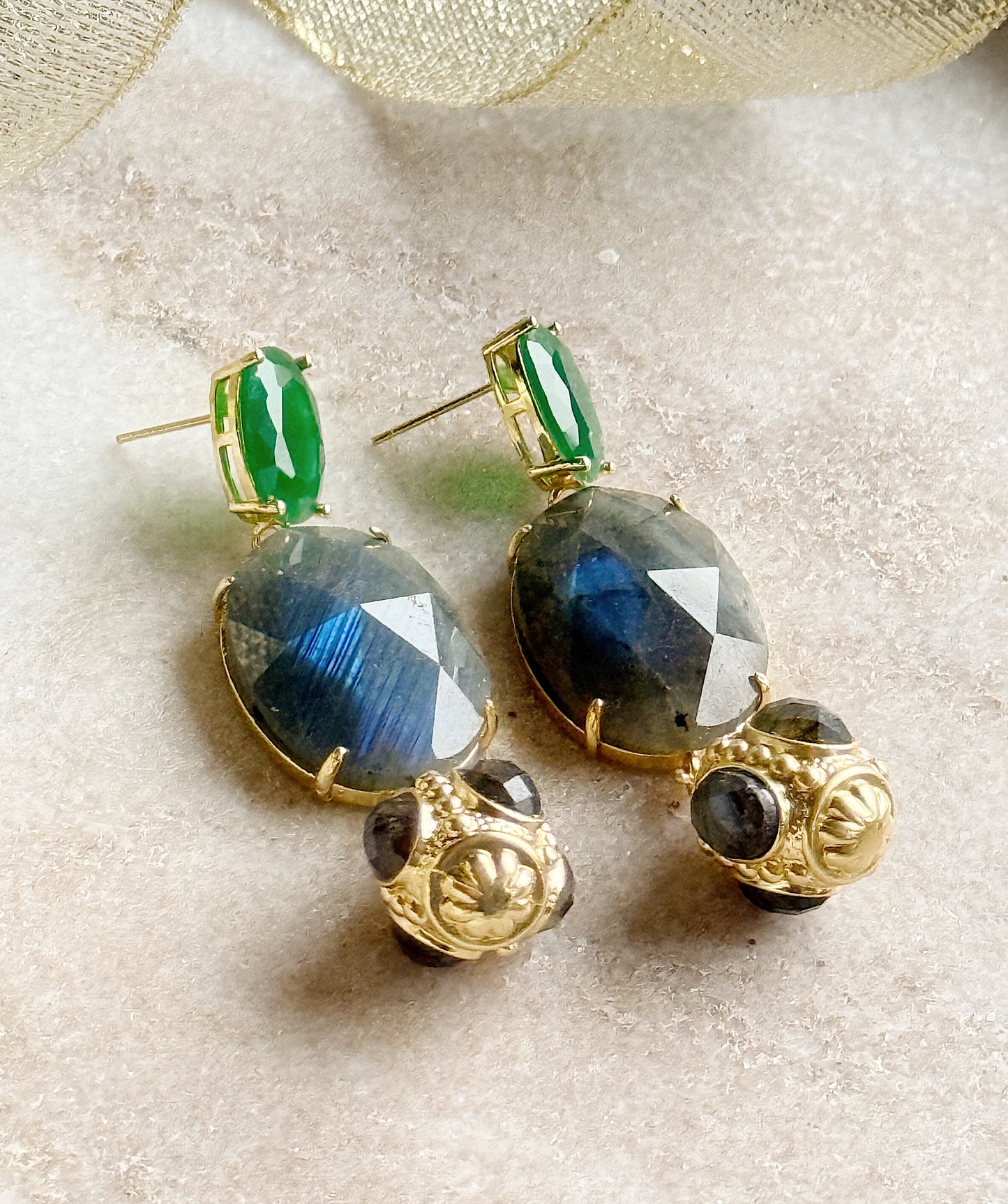 Auskarai su labradoritu "Potencialas"