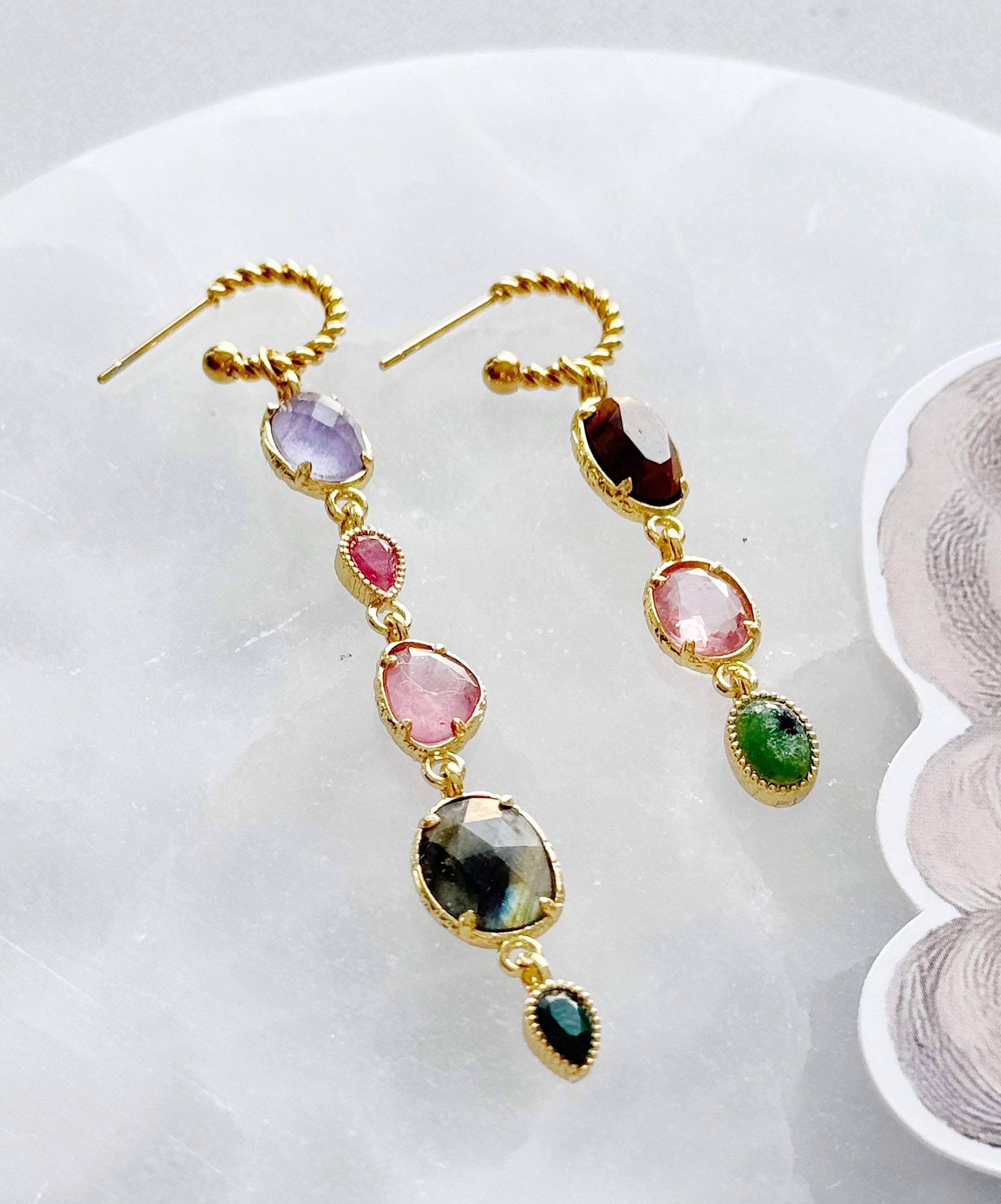 Auskarai su labradoritu ir rožiniu kvarcu