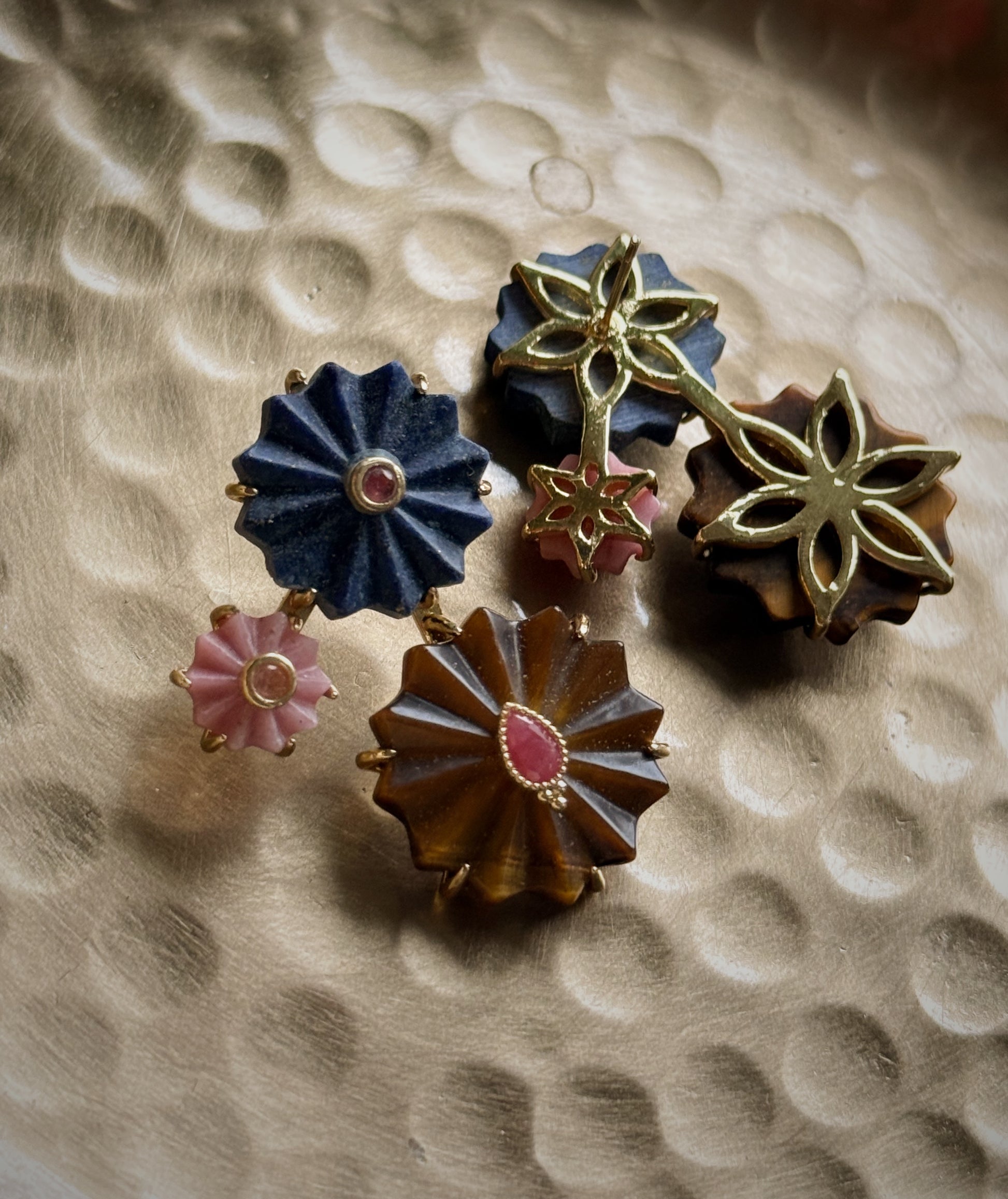 Auskarai su lazuritu ir tigro akimi "Žaidimas"