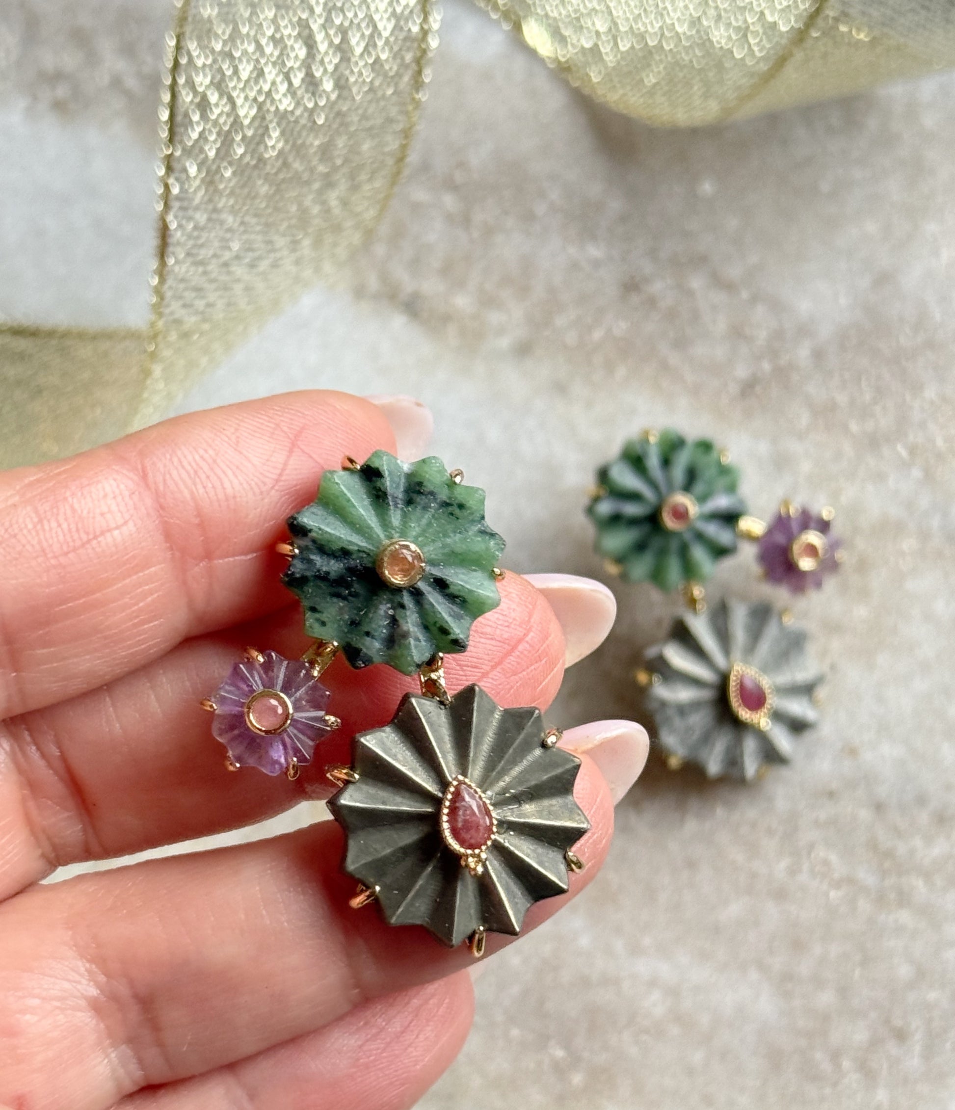 Auskarai su piritais "Žaidimas"