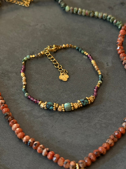 Assorted crystal necklace