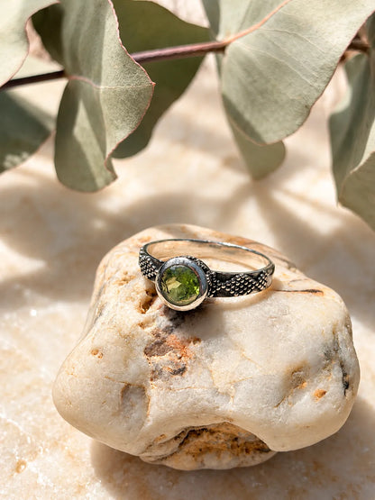 Silver ring with Peridot