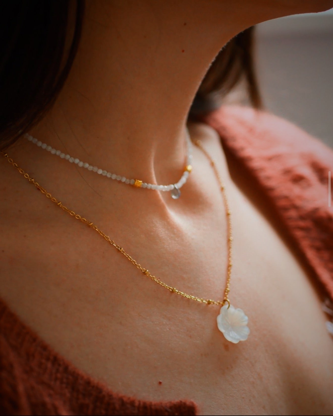 Moonstone and labradorite necklace "Moment"