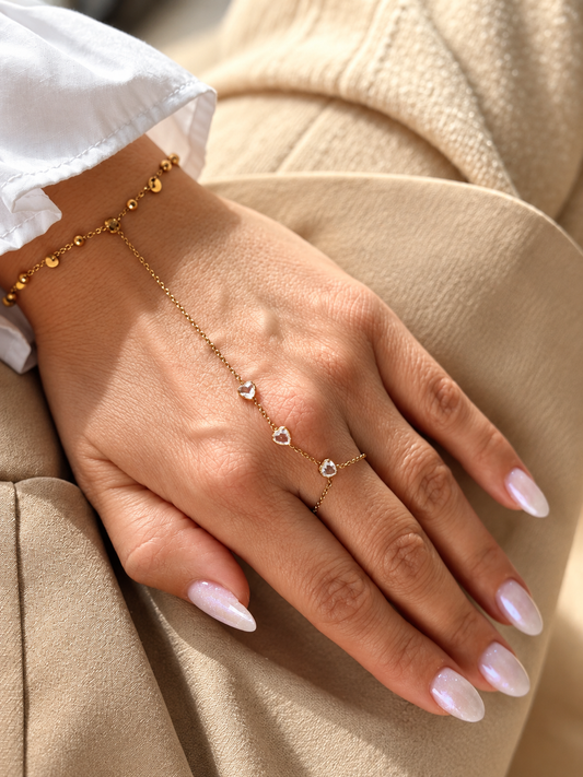 Hand jewelry - "Hearts" bracelet