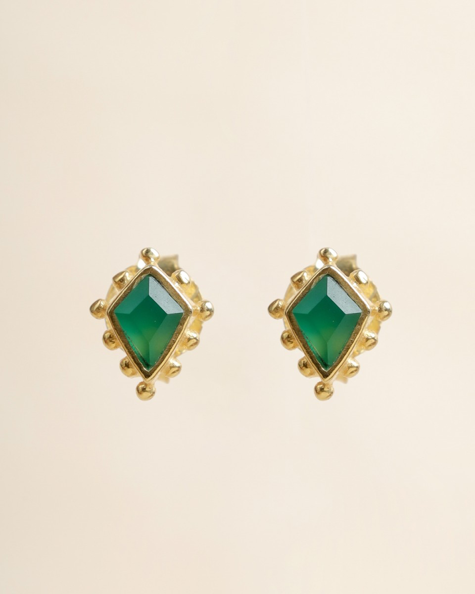 Auskarai su žaliuoju agatu