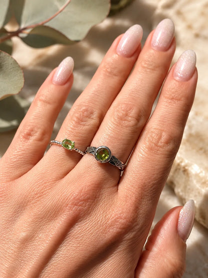 Silver ring with Peridot