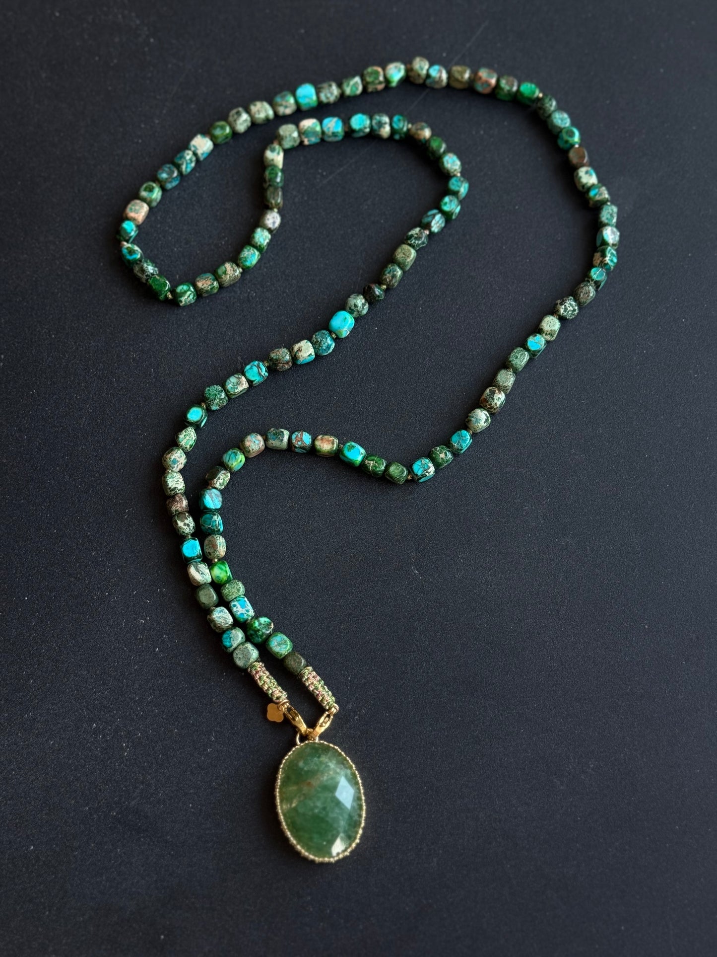 Ilgas turkio vėrinys “Gyvybė"