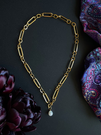 Necklace "Pearl"