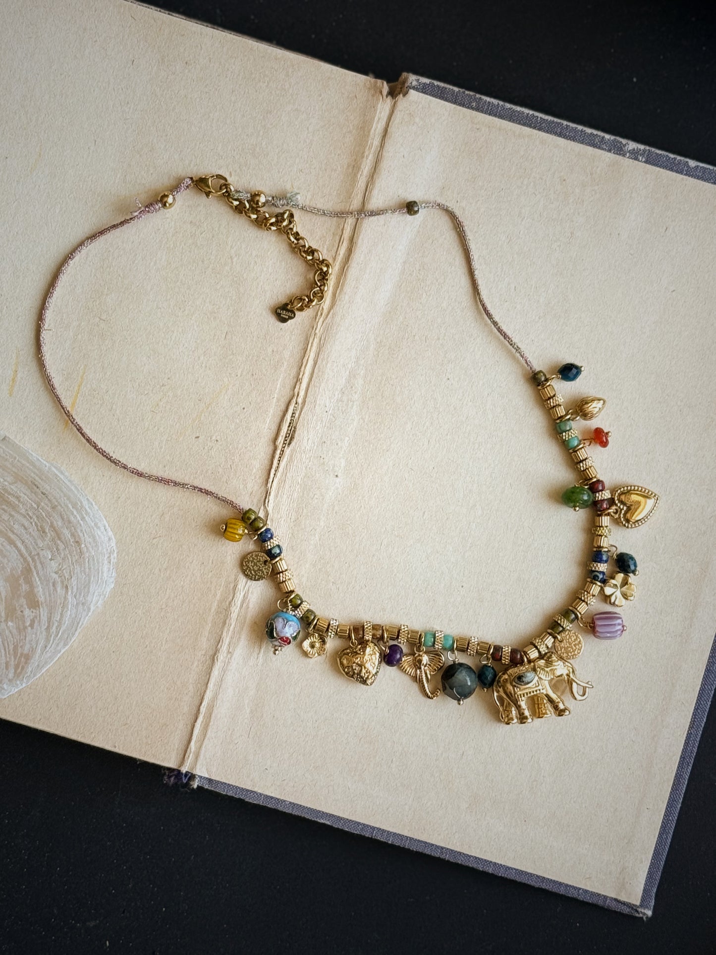 Kaklo papuošalas “Laimingas Dramblys”