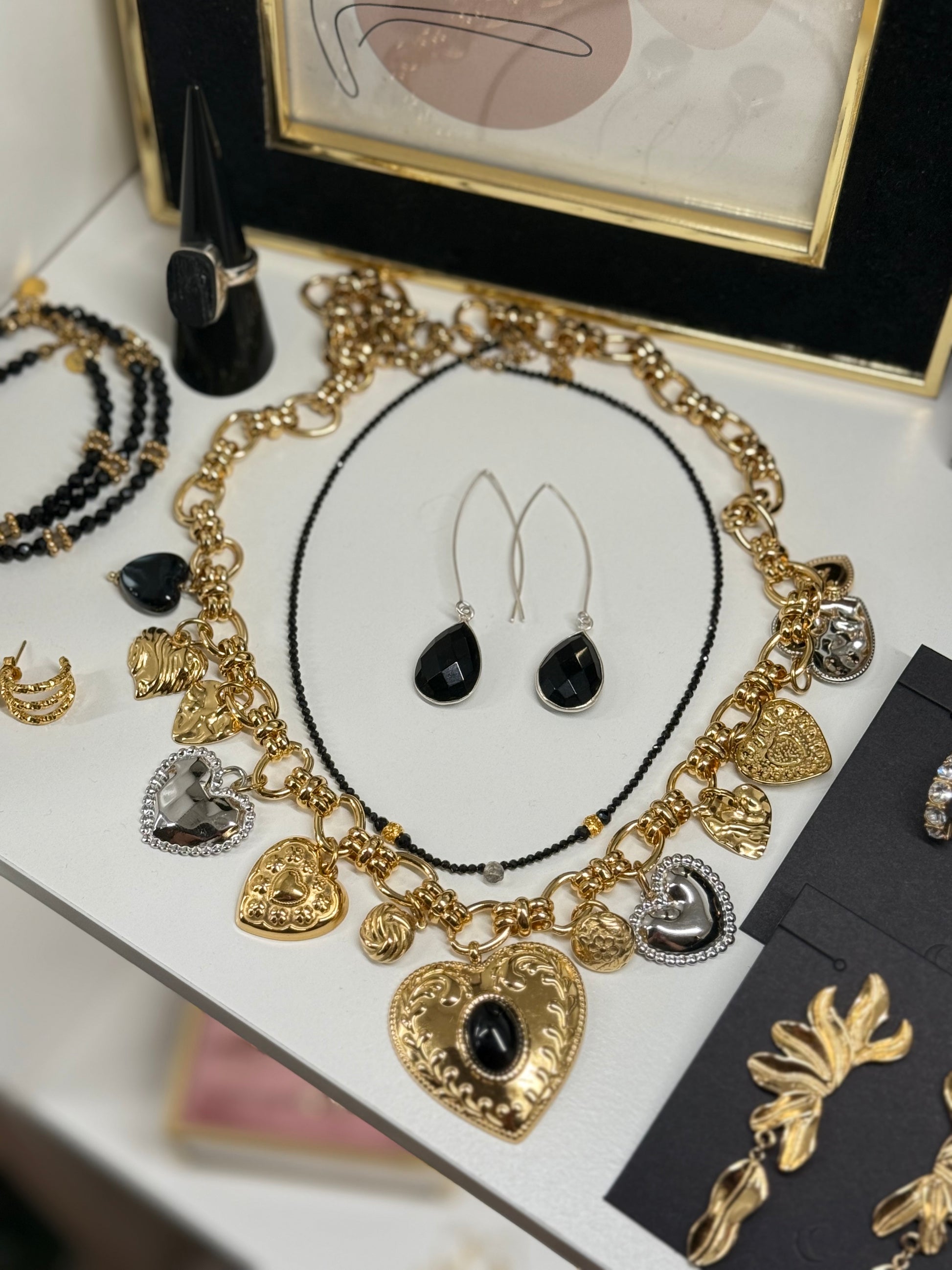 Kaklo papuošalas "Širdies kelionė”