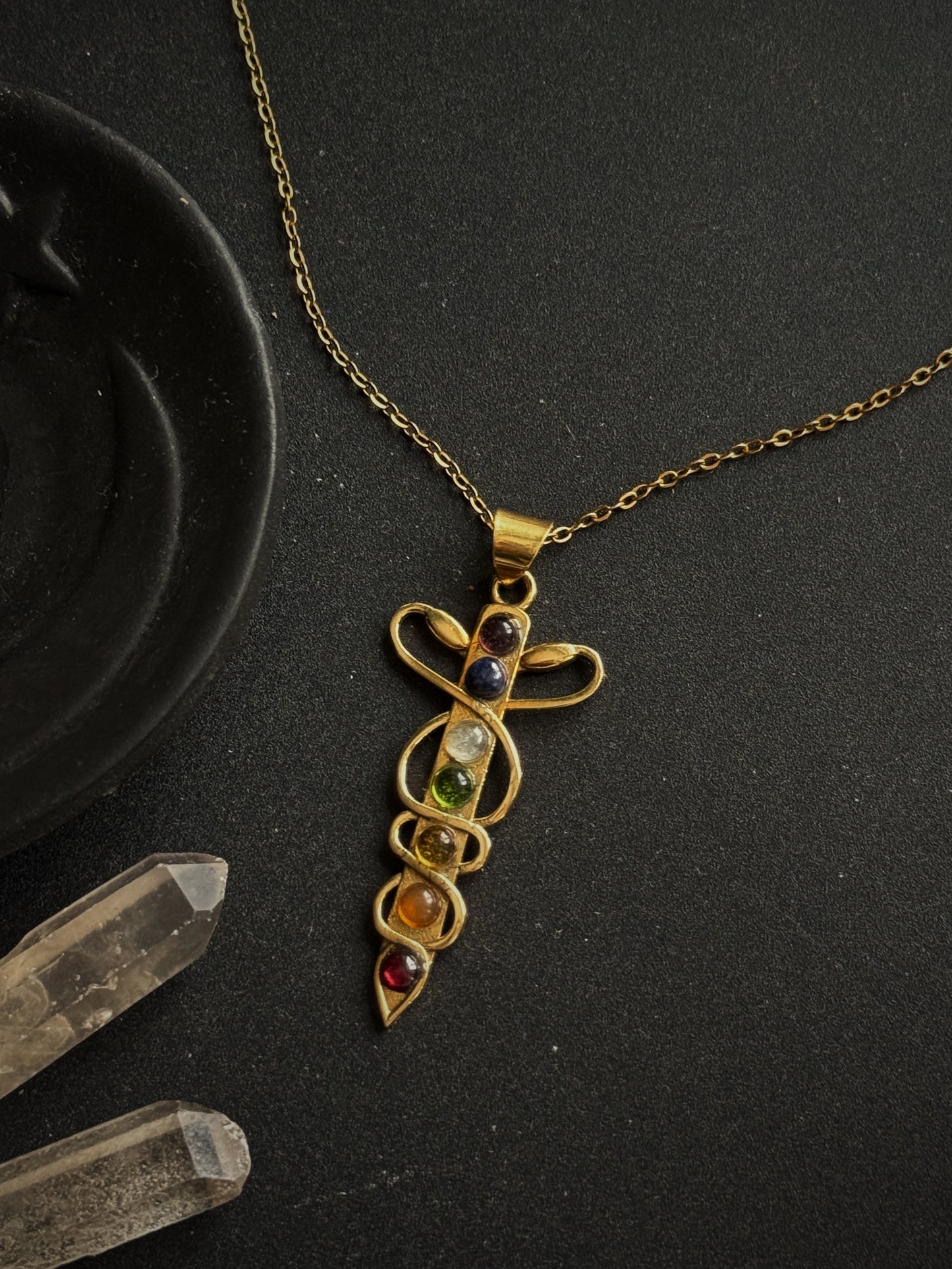 Kaklo papuošalas "Šviesos karys"