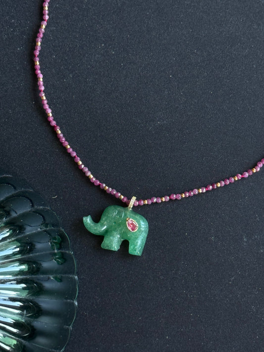 Kaklo papuošalas “Žaliasis Dramblys”