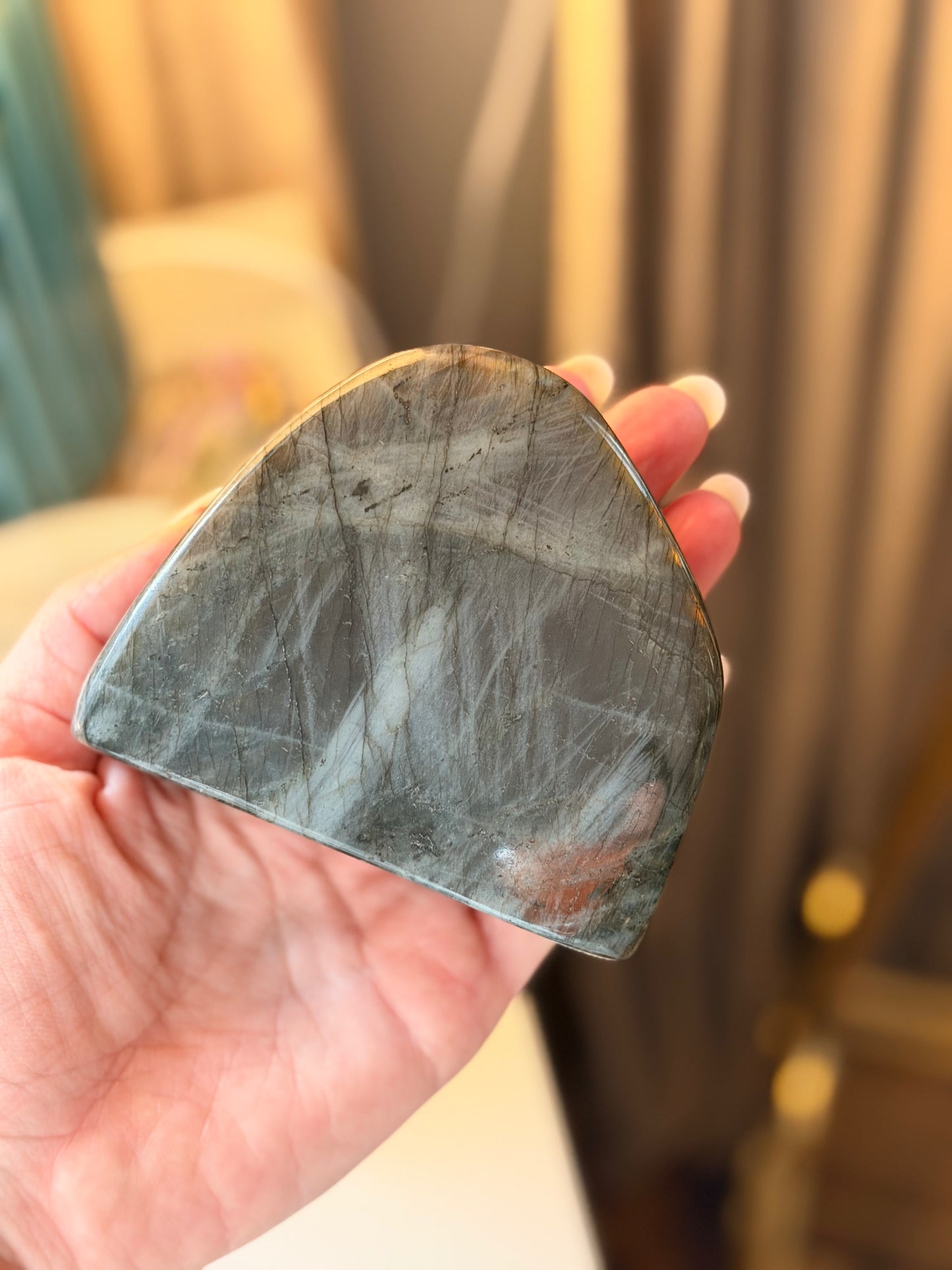 Labradorito kristalas "Apsauga Ir Intuicija"