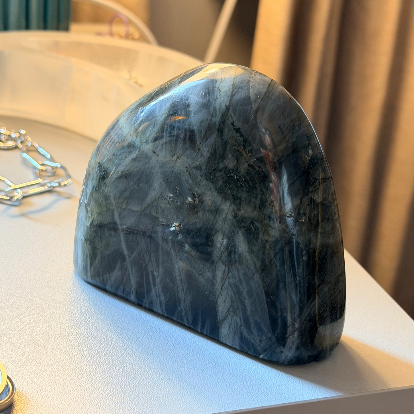 Labradorito kristalas "Apsauga Ir Intuicija"