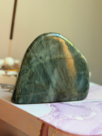 Labradorito kristalas "Apsauga Ir Intuicija"