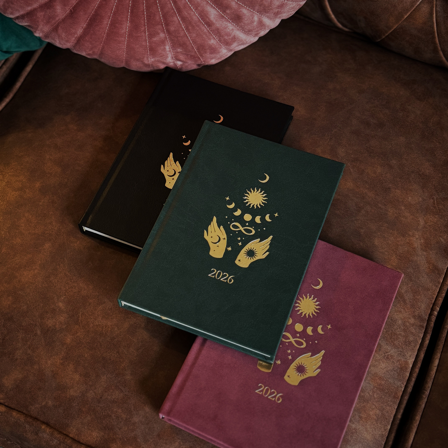 Mėnulio darbo kalendoriaus ir kortų "Širdies kelias" rinkinys