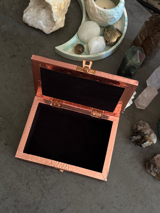 "Lotus" wooden box