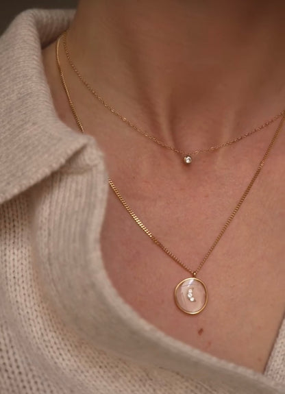 Pakabukas su grandinėle "Spindintis Mėnulis"